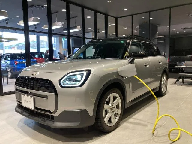 MINI MINI COUNTRYMAN E CLASSIC TRIM 2024 — миниатюра 4