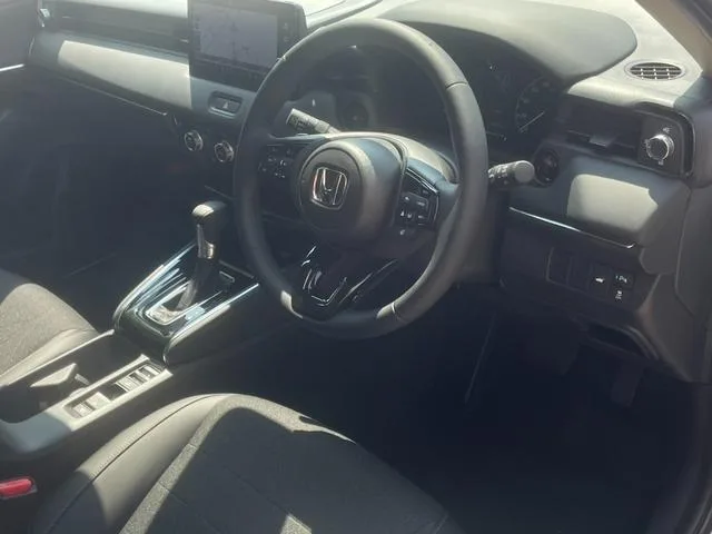 Honda VEZEL E:HEV Z 2025 — миниатюра 2