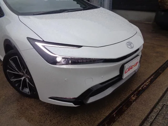 Toyota Prius Z 2024 — миниатюра 3