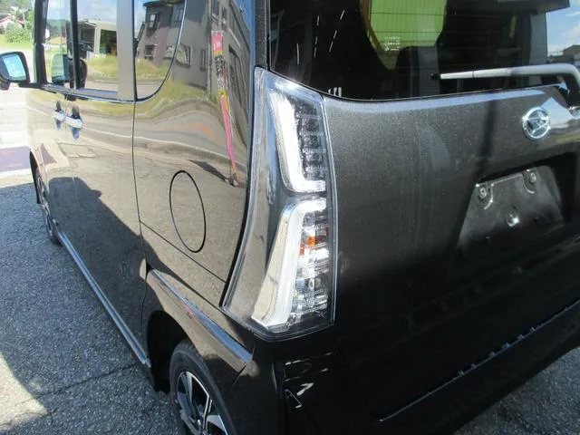 Daihatsu TANTO CUSTOM X 2025 — миниатюра 3