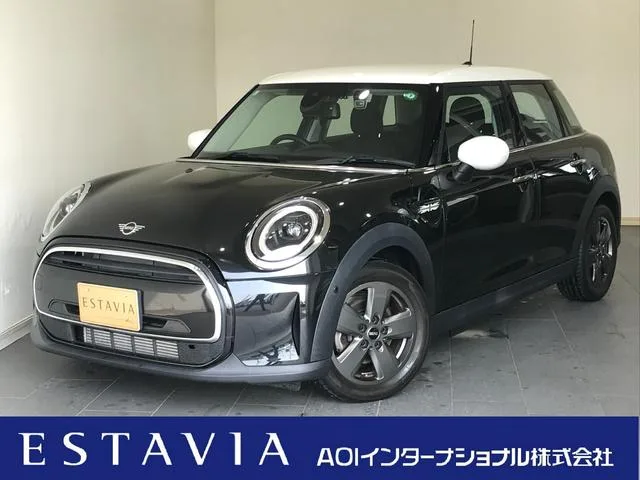 MINI MINI COOPER D PREMIUM PLUS PACKAGE ESSENTIAL TRIM 2023 — фото 1, купить с доставкой в Москву