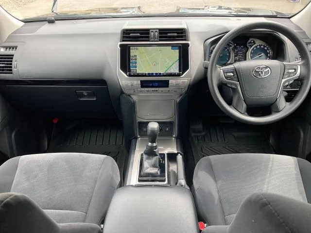 Toyota Land Cruiser Prado TX 2023 — миниатюра 5