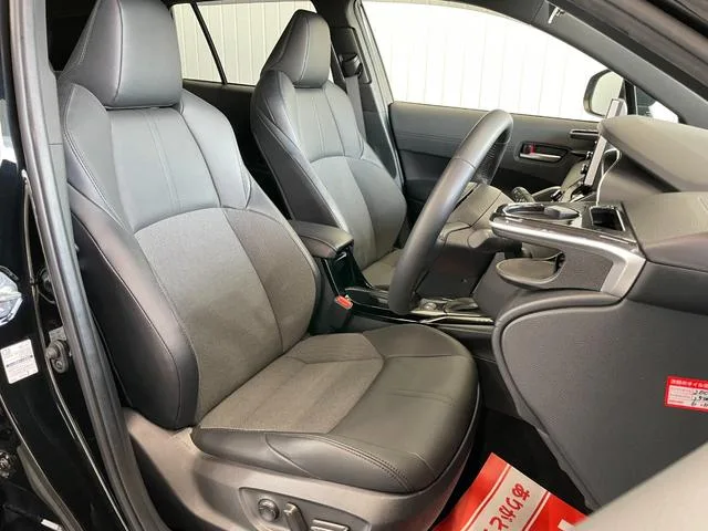 Toyota CorollaCross HYBRID Z 2023 — миниатюра 5
