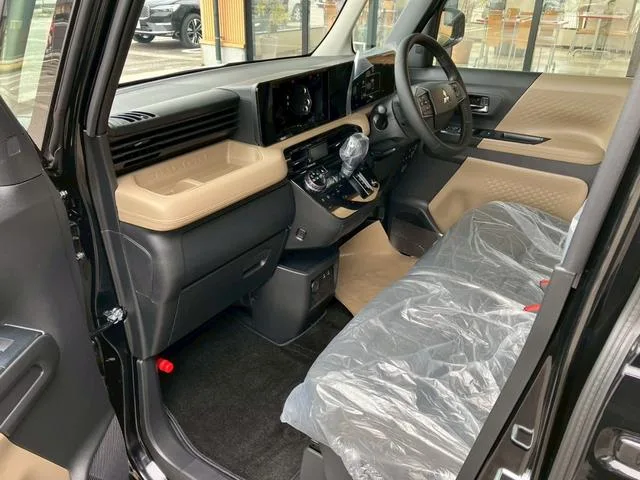 Mitsubishi DELICA MINI T PREMIUM 2026 — миниатюра 2