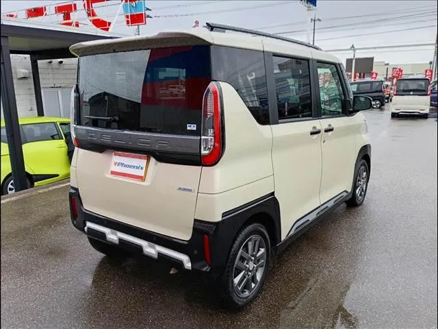 Mitsubishi DELICA MINI T PREMIUM 2023 — миниатюра 4