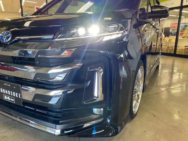 Toyota NOAH HYBRID S-Z 2022 — миниатюра 2