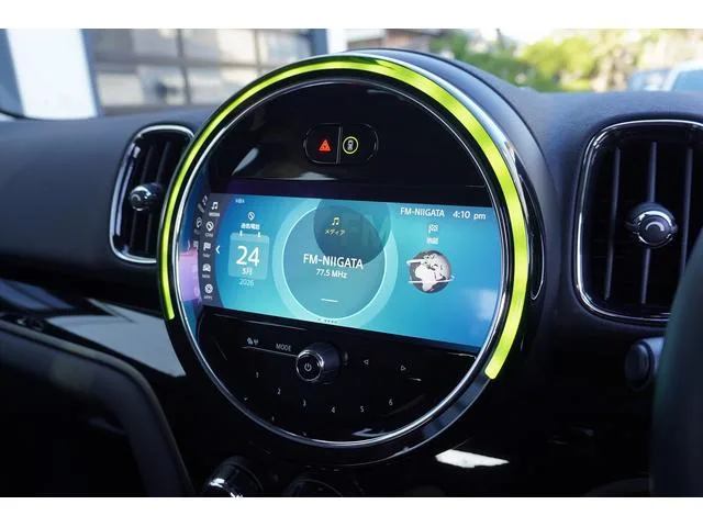MINI MINI COOPER D CROSSOVER ALL4 PREMIUM PLUS PACKAGE CLASSIC TRIM 2023 — миниатюра 4