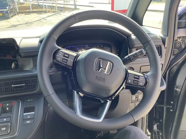 Honda STEPWAGON E:HEV SPADA 2025 — миниатюра 4