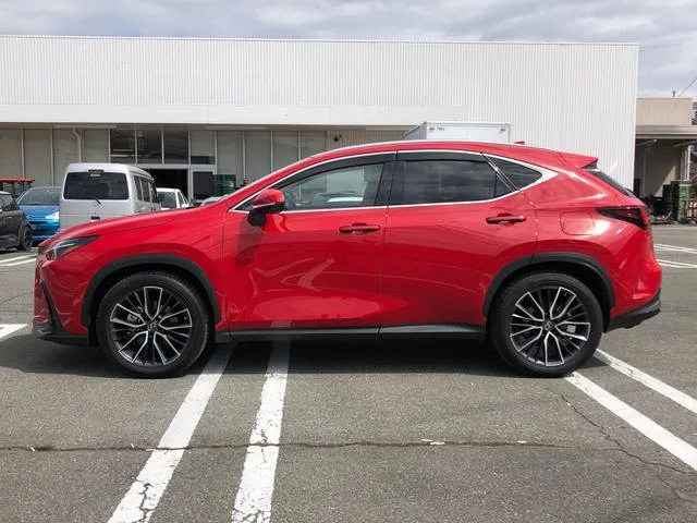 Lexus NX NX350H VERSION L 2023 — миниатюра 2