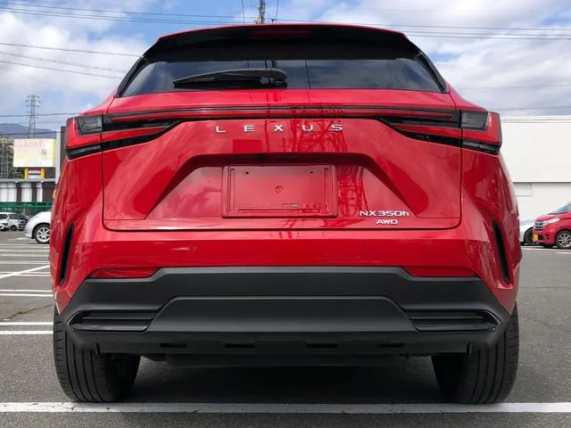 Lexus NX NX350H VERSION L 2023 — миниатюра 3