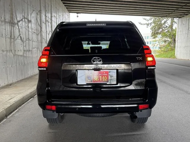 Toyota Land Cruiser Prado TX L PACKAGE 70TH ANNIVERSARY LIMITED 2022 — миниатюра 4