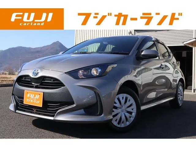 Toyota Yaris HYBRID G 2023 — фото 1, купить с доставкой в Москву