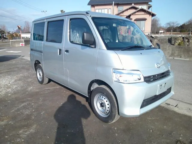 Toyota TOWNACE VAN 2026 — фото 1, купить с доставкой в Москву