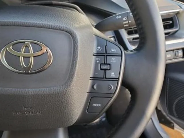 Toyota Prius X 2025 — миниатюра 5
