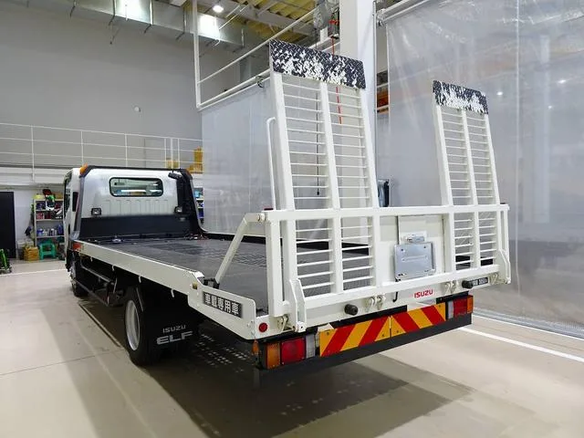 Isuzu ELF TRUCK SUPER LONG FULL FLATLOW 2022 — миниатюра 2