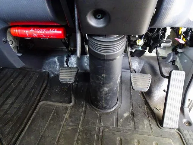 Isuzu ELF TRUCK HIGH FLOOR 2023 — миниатюра 5