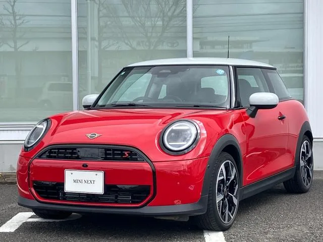 MINI MINI COOPER S CLASSIC TRIM 2025 — фото 1, купить с доставкой в Москву