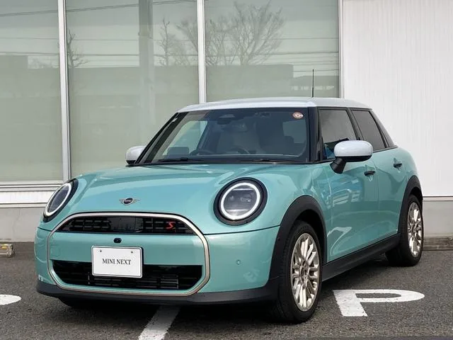 MINI MINI COOPER S FAVOURED TRIM 2025 — фото 1, купить с доставкой в Москву