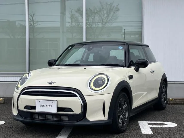 MINI MINI COOPER CLASSIC TRIM 2022 — фото 1, купить с доставкой в Москву