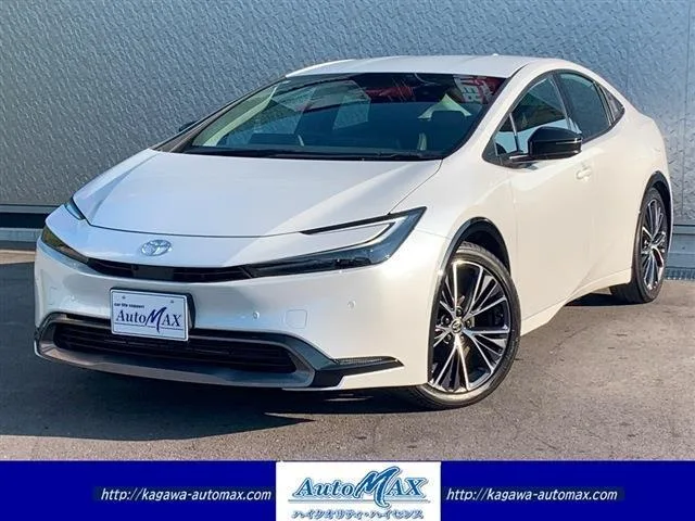 Toyota Prius Z 2023 — фото 1, купить с доставкой в Москву