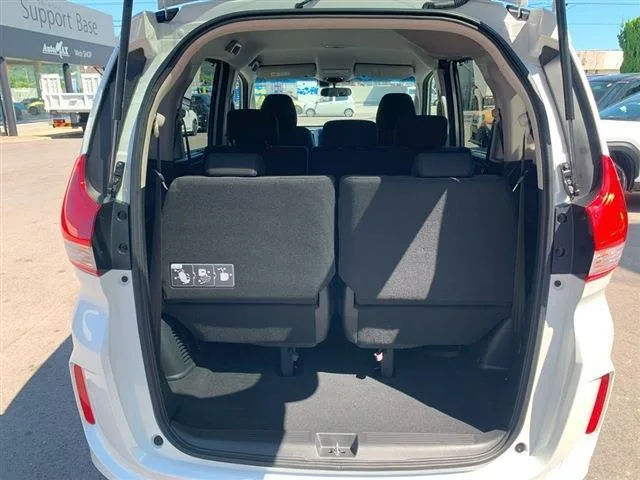 Honda FREED HYBRID HYBRID G BLACK STYLE 2024 — миниатюра 3