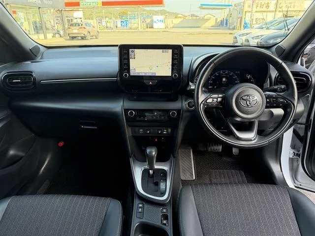Toyota YARIS CROSS Z 2024 — миниатюра 5