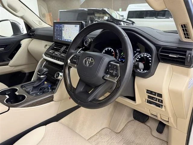 Toyota Land Cruiser ZX 2023 — миниатюра 5