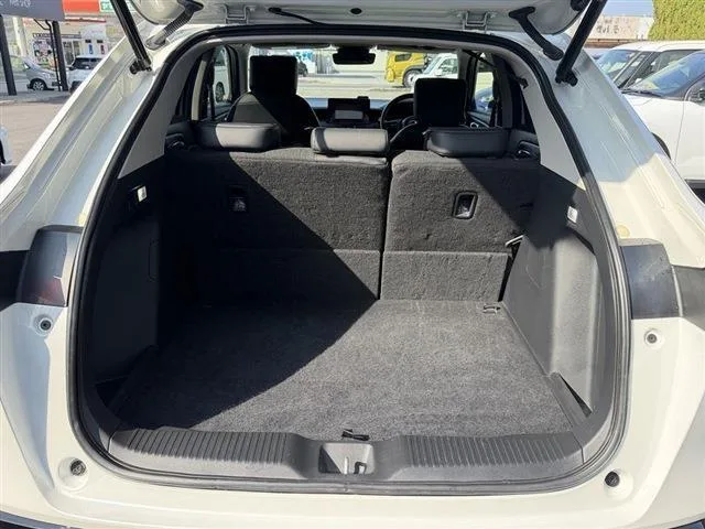 Honda VEZEL E:HEV Z 2024 — миниатюра 3