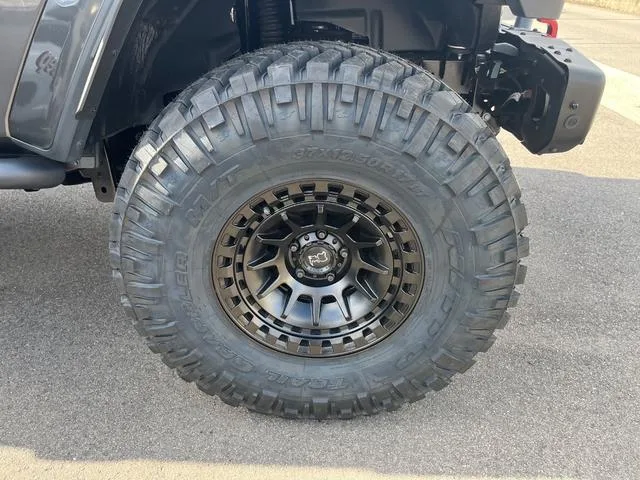 Chrysler Jeep JEEP GLADIATOR RUBICON 2023 — миниатюра 3