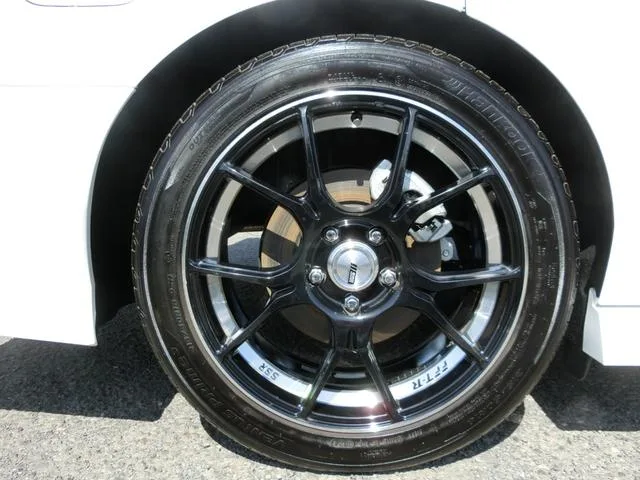 Nissan SERENA E-POWER HIGHWAY STAR V 2024 — миниатюра 4