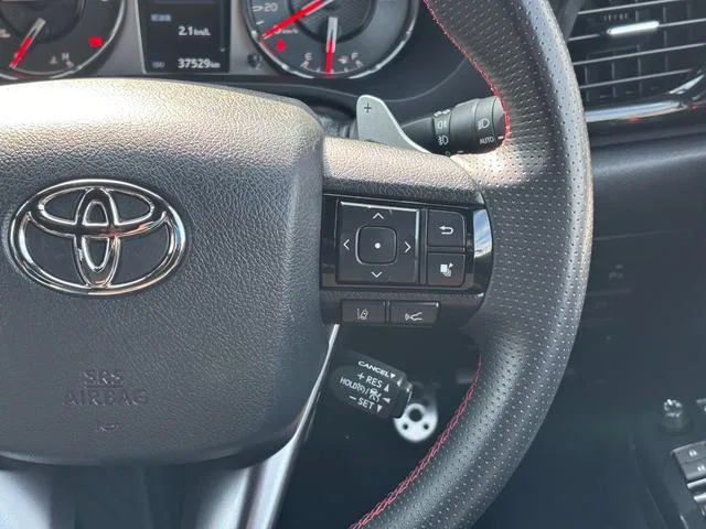 Toyota Hilux Z GR SPORT 2023 — миниатюра 2