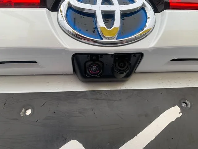 Toyota MIRAI G EXECUTIVE PACKAGE 2022 — миниатюра 2