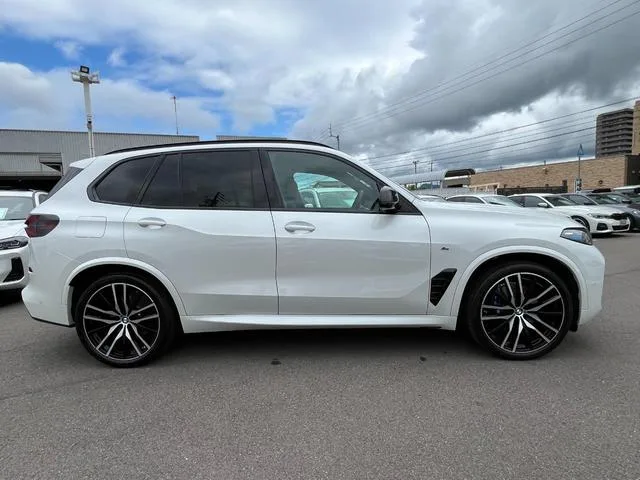 BMW X5 X DRIVE 40D M-SPORT 2025 — миниатюра 3