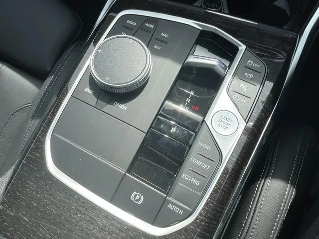BMW 3 Series 320D X DRIVE TOURING M-SPORT 2023 — миниатюра 5