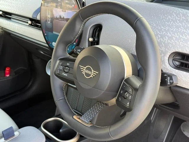 MINI MINI COOPER C FAVOURED TRIM 2024 — миниатюра 3
