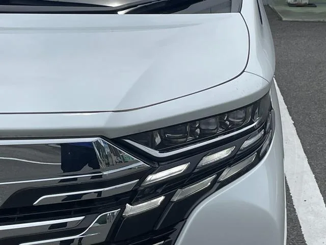 Toyota ALPHARD HYBRID EXECUTIVE LOUNGE 2024 — миниатюра 2