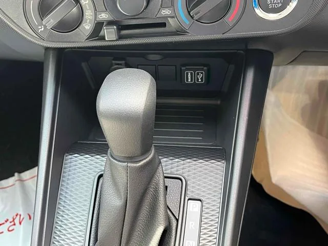 Daihatsu Rocky L 2026 — миниатюра 4