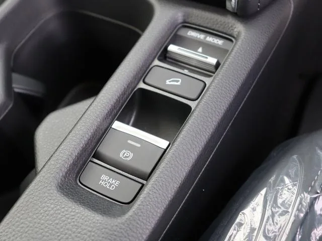 Honda VEZEL E:HEV Z 2026 — миниатюра 5