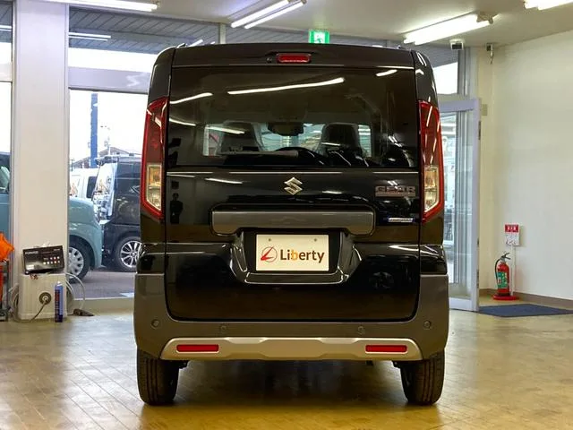 Suzuki SPACIA GEAR HYBRID XZ 2025 — миниатюра 5