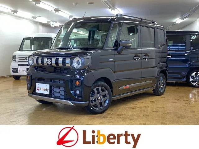 Suzuki SPACIA GEAR HYBRID XZ 2025 — фото 1, купить с доставкой в Москву
