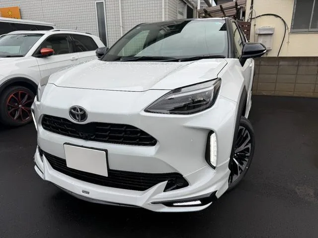 Toyota YARIS CROSS HYBRID Z 2026 — фото 1, купить с доставкой в Москву