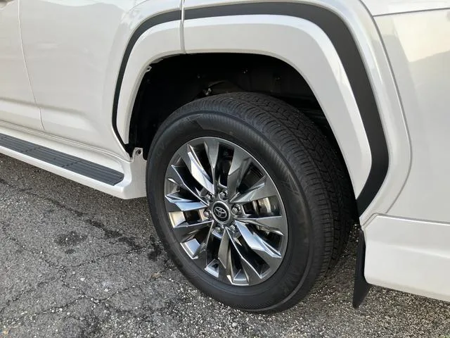 Toyota Land Cruiser ZX 2024 — миниатюра 5