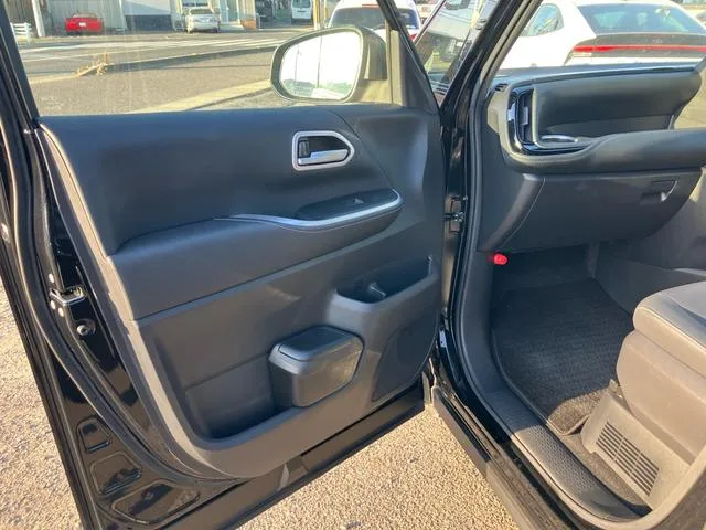 Toyota NOAH HYBRID Z 2022 — миниатюра 4