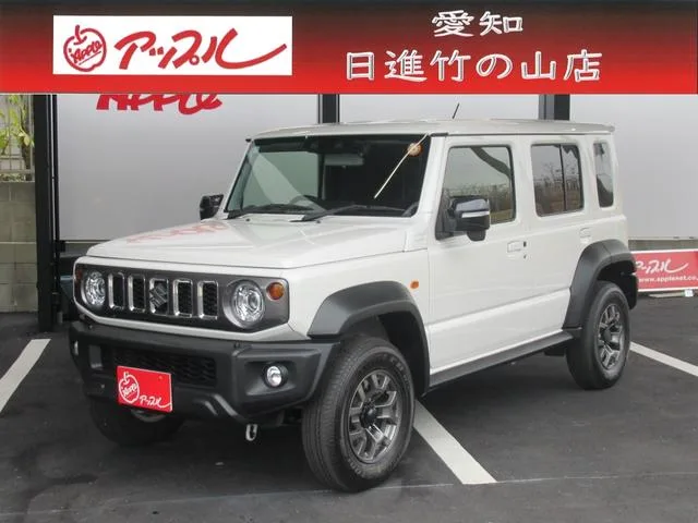 Suzuki JIMNY NOMADE FC 2025 — фото 1, купить с доставкой в Москву