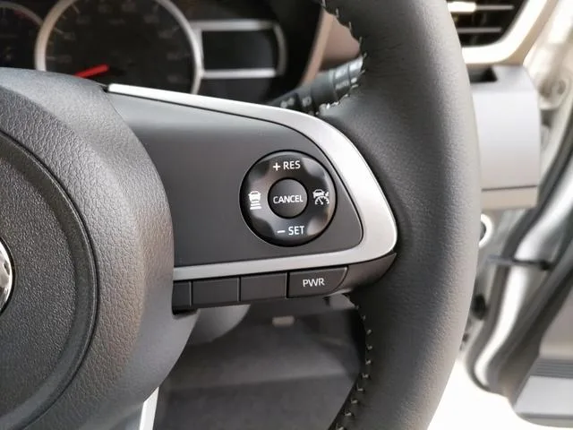 Toyota ROOMY CUSTOM G 2024 — миниатюра 4