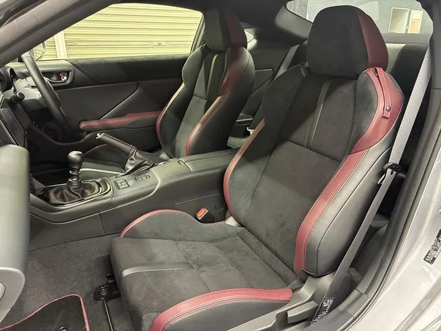 Subaru BRZ STI SPORT 2024 — миниатюра 5