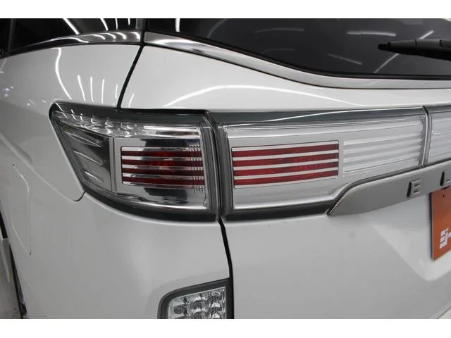 Nissan ELGRAND 250HIGHWAY STAR S 2024 — миниатюра 5