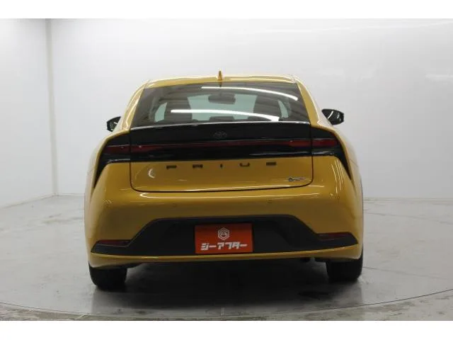 Toyota Prius G 2023 — миниатюра 2