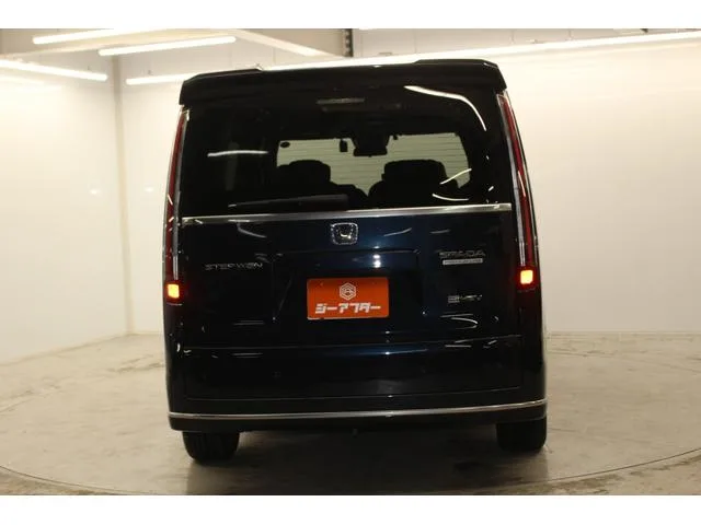Honda STEPWAGON E:HEV SPADA PREMIUM LINE 2022 — миниатюра 2