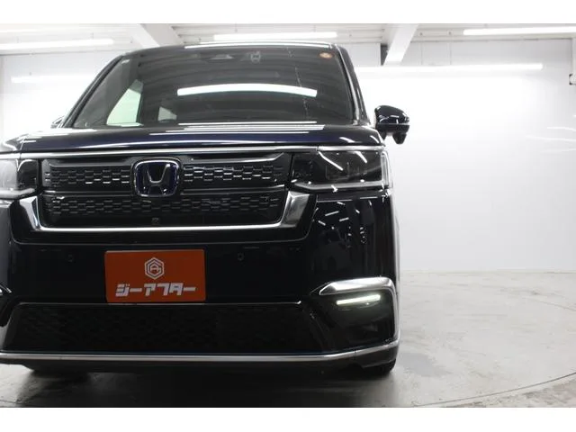 Honda STEPWAGON E:HEV SPADA PREMIUM LINE 2022 — миниатюра 4